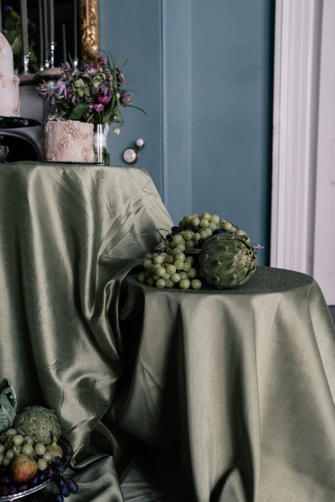 Effortlessly elegant table styling with curated florals and bespoke stationery – Garthmyl Hall wedding inspiration